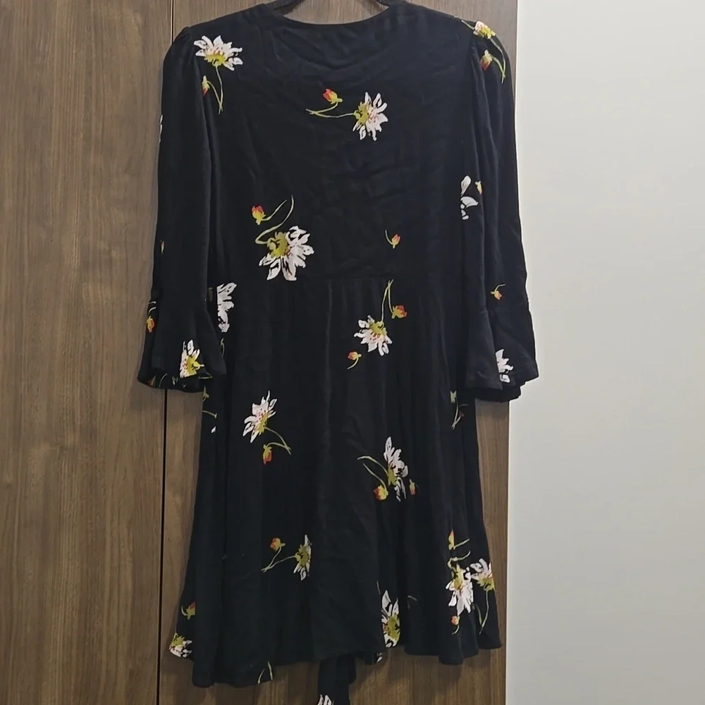 Free People- "Time On My Side" Floral Print Wrap Dress-Size Small - Picture 13 of 17